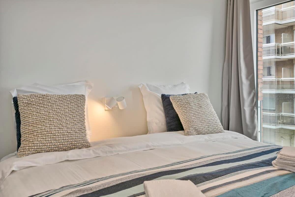 Huswell - Majestic Apartment With Breathtaking Sea View De Haan Exterior foto